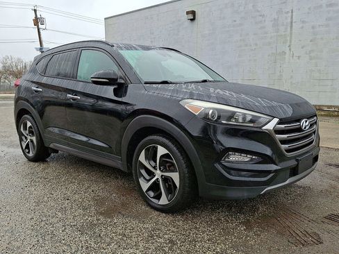 Used 2016 Hyundai Tucson Limited w/ Option Group 03 image 7