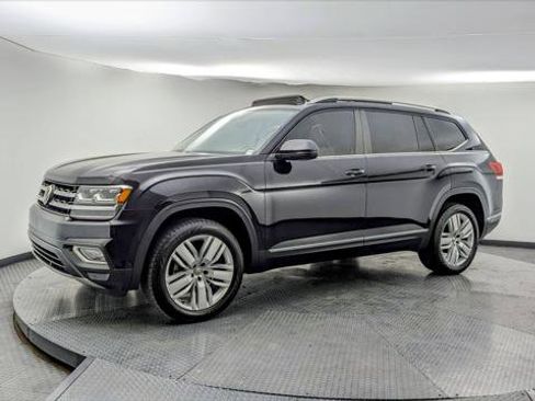 Used 2019 Volkswagen Atlas SEL image 2