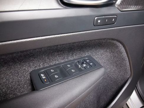 Certified 2023 Volvo C40 P8 Recharge Ultimate w/ Protection Package Premier AWD/4WD image 12