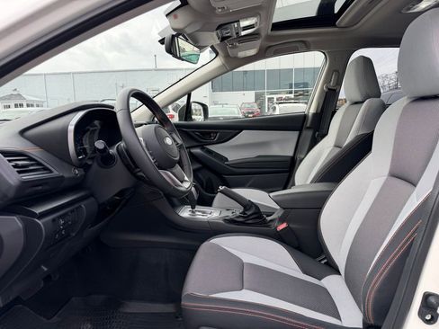 Used 2023 Subaru Crosstrek 2.0i Premium image 18