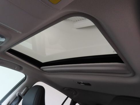 New 2025 Subaru Crosstrek 2.5i Limited w/ Crosstrek Mirror Package image 21