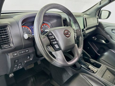 Certified 2022 Nissan Frontier PRO-4X w/ Pro-4X Premium Package AWD/4WD image 9