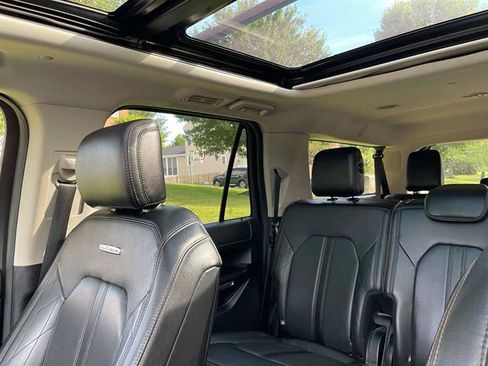 Used 2018 Ford Expedition Max Platinum AWD/4WD image 74