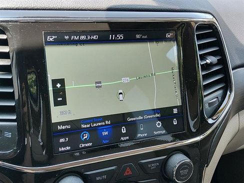 Used 2022 Jeep Grand Cherokee Laredo E RWD image 13