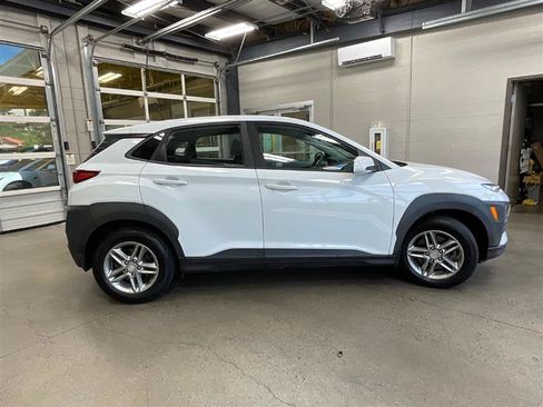Used 2018 Hyundai Kona SE AWD/4WD image 6