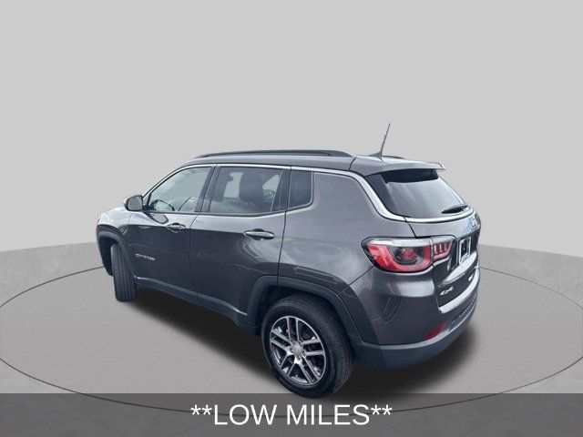 Used 2019 Jeep Compass Latitude w/ Cold Weather Group AWD/4WD image 6