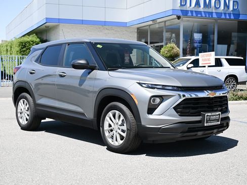 New 2026 Chevrolet TrailBlazer LS w/ LS Convenience Package FWD image 1