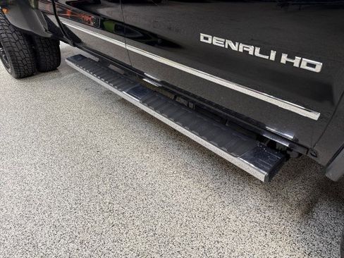Used 2018 GMC Sierra 3500 Denali w/ Duramax Plus Package image 72
