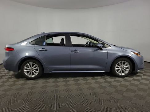 Used 2024 Toyota Corolla LE w/ LE Convenience Package image 8