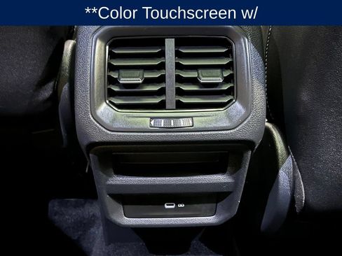 Used 2022 Volkswagen Taos SEL w/ Panoramic Sunroof Package AWD/4WD image 11