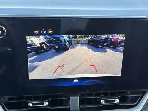 Used 2026 Chevrolet Equinox LT w/ Convenience Package II AWD/4WD image 16
