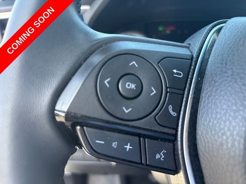 Used 2024 Toyota Venza XLE AWD/4WD image 19