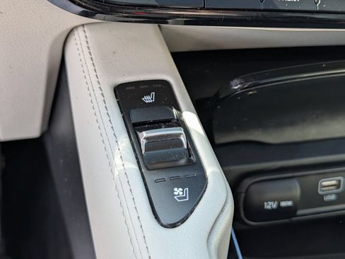 Used 2023 Kia Telluride EX AWD/4WD image 12