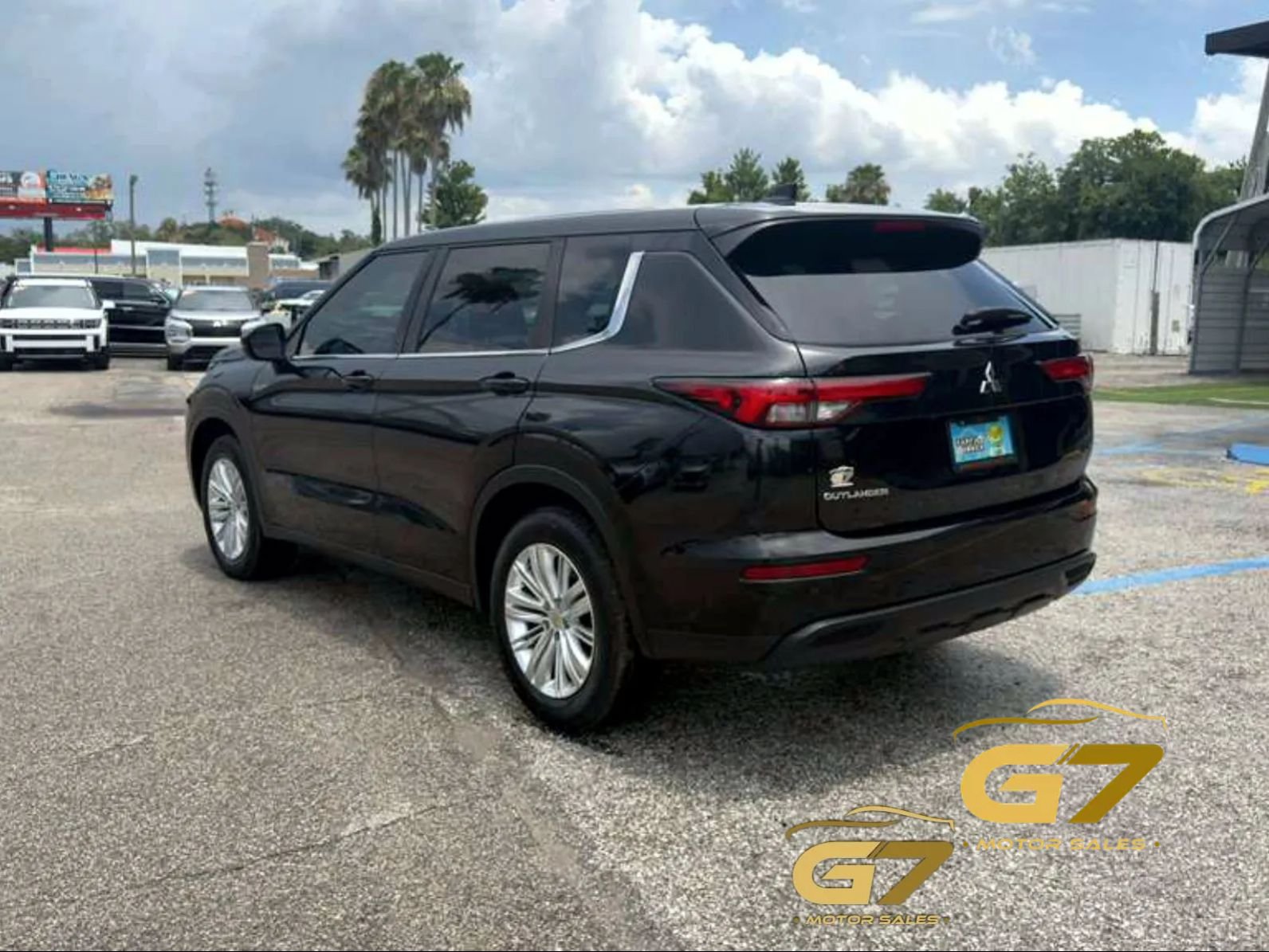 Used 2022 Mitsubishi Outlander ES FWD image 8