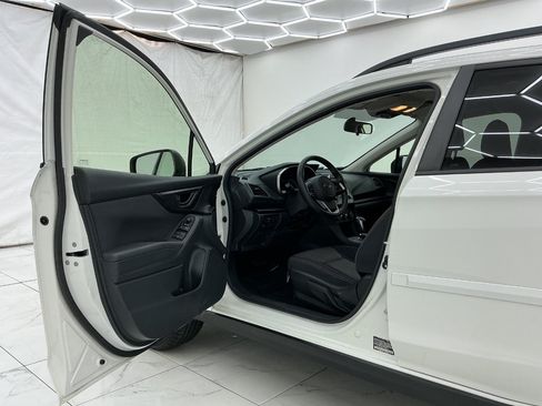 Used 2018 Subaru Crosstrek 2.0i Premium AWD/4WD image 16