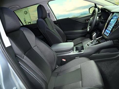 Used 2025 Subaru Outback Premium w/ Popular Package #1A image 61