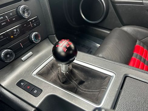 Used 2012 Ford Mustang Shelby GT500 w/ SVT Trackpack image 26