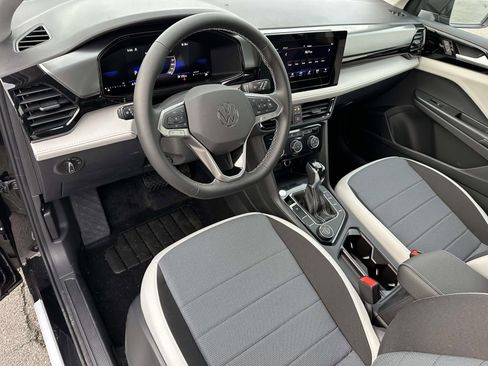 New 2026 Volkswagen Taos S image 10