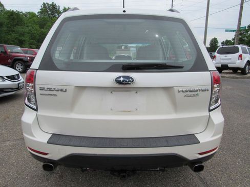 Used 2013 Subaru Forester 2.5X w/ Alloy Wheel Pkg AWD/4WD image 5