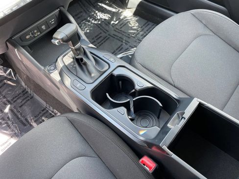 New 2026 Kia K4 FWD image 9