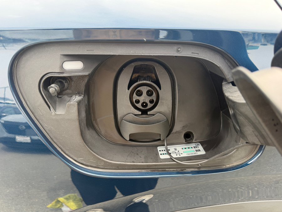 Used 2023 Volkswagen ID.4 Pro RWD image 47