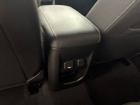 Certified 2019 GMC Canyon SLE w/ Elevation Edition AWD/4WD image 19