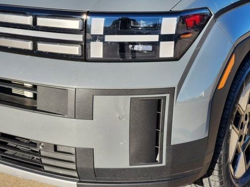 Used 2025 Hyundai Santa Fe SEL image 16