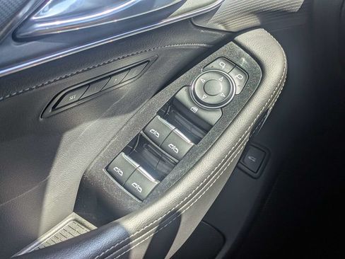 Used 2020 Cadillac CT5 Premium Luxury RWD image 23