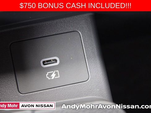 New 2025 Nissan Versa SV w/ Trunk Package image 27
