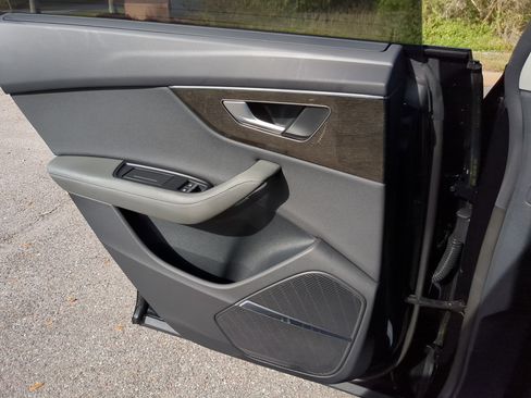 Certified 2025 Audi Q8 Premium Plus w/ Premium Plus Package image 16