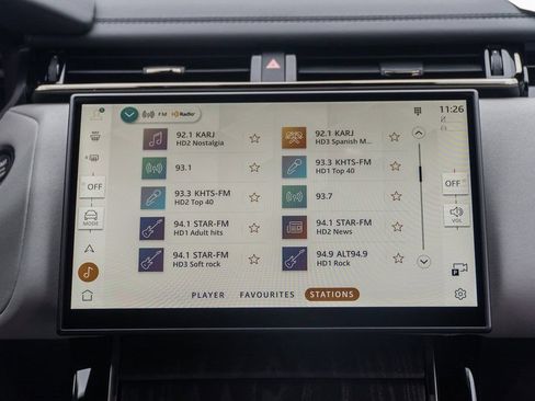 Used 2026 Land Rover Range Rover Velar Dynamic SE AWD/4WD image 17