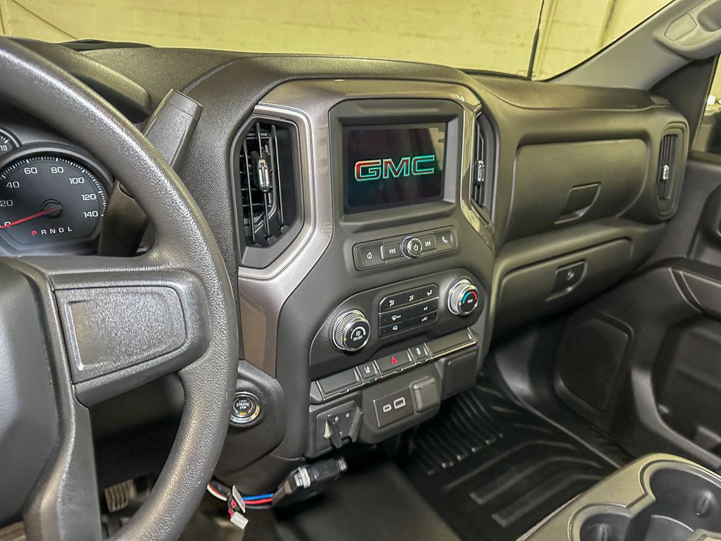 Used 2024 GMC Sierra 2500 Pro AWD/4WD image 32