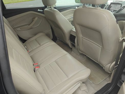 Used 2014 Ford Escape Titanium FWD image 15
