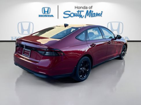 New 2025 Honda Accord SE image 6