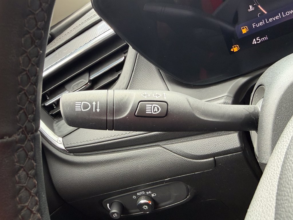 Used 2024 Buick Encore GX Sport Touring FWD image 16