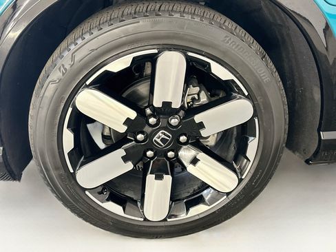 Used 2025 Honda Prologue Elite image 11