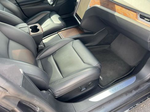 Used 2017 Tesla Model S 100D image 18