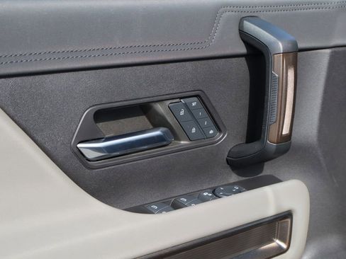 Used 2024 GMC Hummer EV 3X w/ Omega Edition image 21