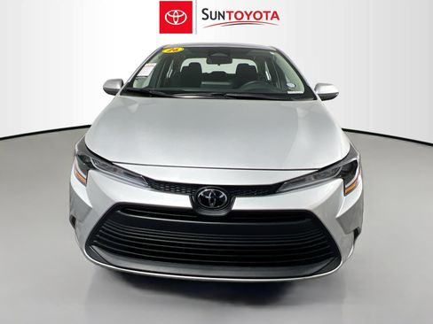 Used 2026 Toyota Corolla LE FWD image 10