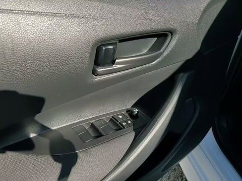 Certified 2025 Toyota Corolla LE image 11