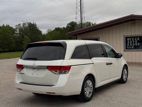 Used 2014 Honda Odyssey LX image 8