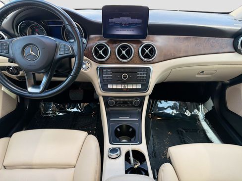 Used 2019 Mercedes-Benz GLA 250 image 18