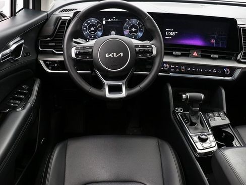 Used 2023 Kia Sportage SX image 14