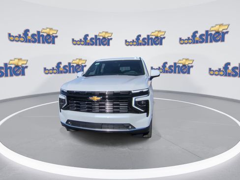 New 2026 Chevrolet Suburban High Country image 3