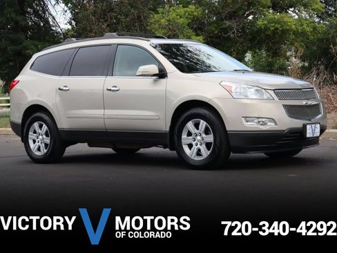 Used 2012 Chevrolet Traverse LT AWD/4WD image 1