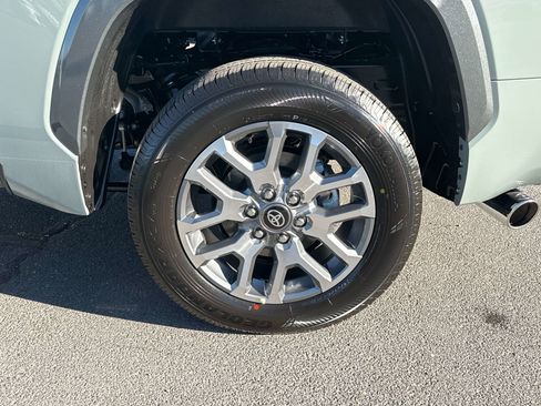 New 2026 Toyota Tundra 1794 Edition w/ Tow Tech Package AWD/4WD image 6