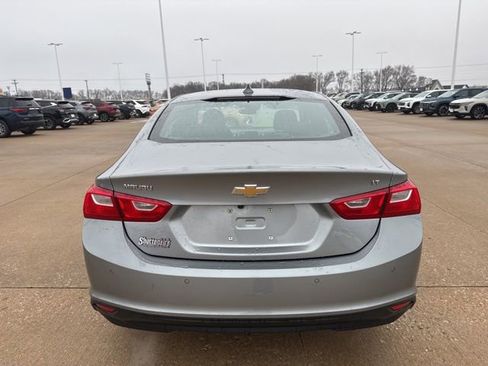 Used 2024 Chevrolet Malibu LT image 4