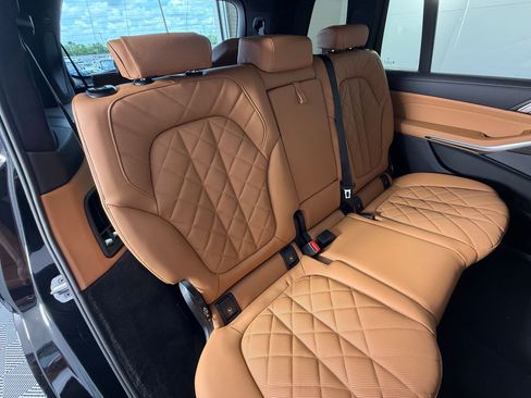 New 2027 BMW X7 xDrive40i image 33