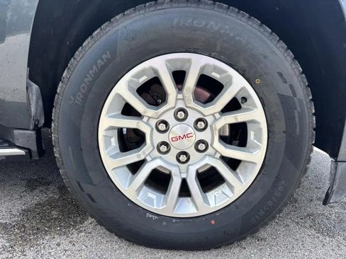 Used 2019 GMC Yukon XL SLT AWD/4WD image 43