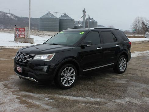 Used 2016 Ford Explorer Limited image 1